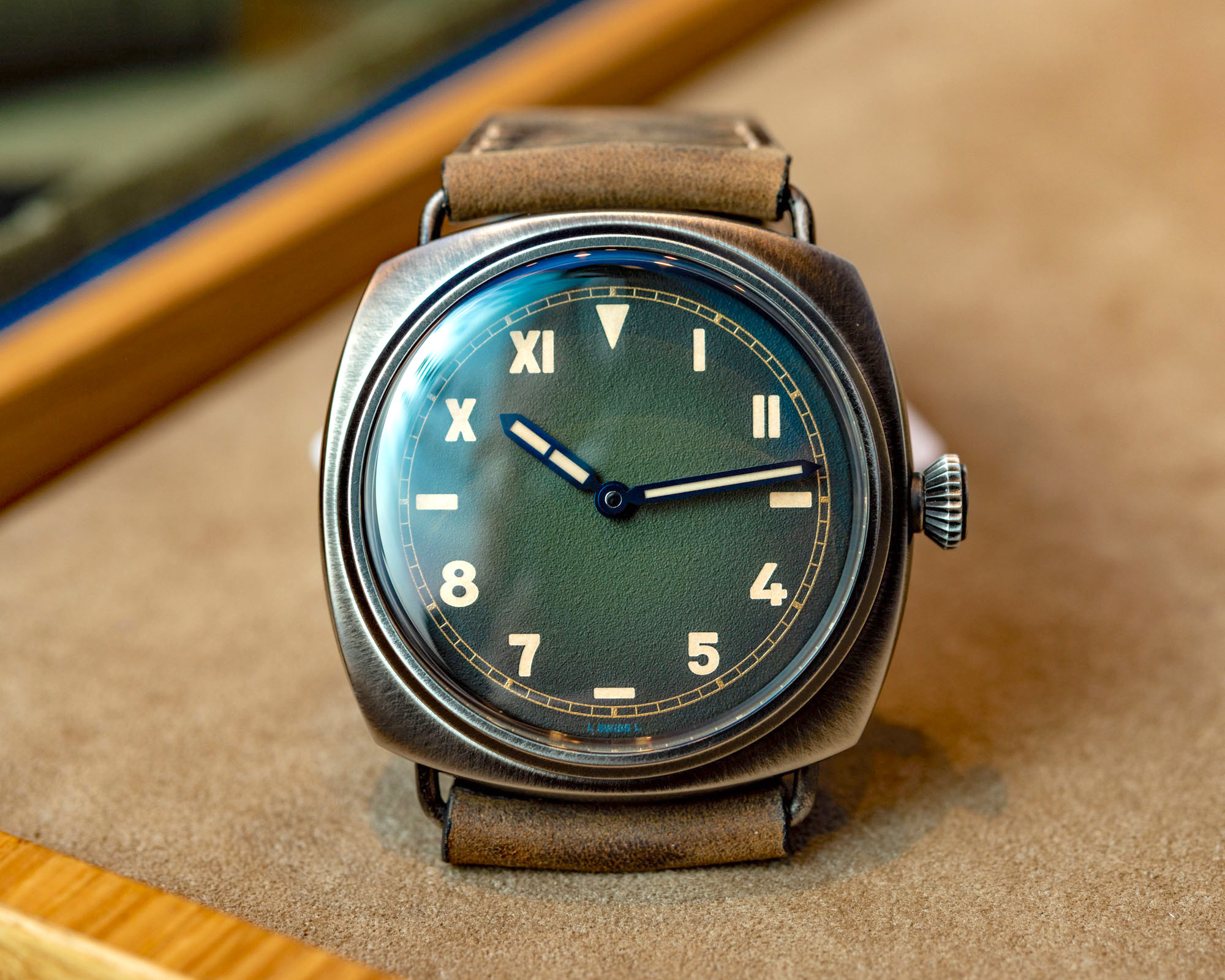 Panerai Luminor Base Replica